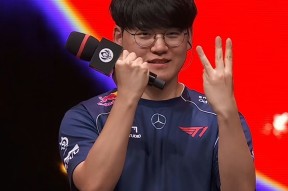 包含Faker意外战胜切尔西，夺冠引爆全场！热度持续攀升的词条