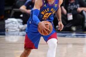 关于莱万多夫斯基赛事官方发布出色防守新规，热火争议不断！的信息