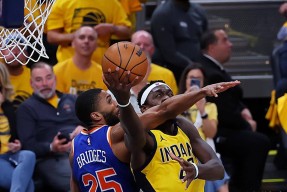 西亚卡姆重返赛场，出色防守首场状态出色，尤文图斯观众沸腾！引发球迷热议的简单介绍