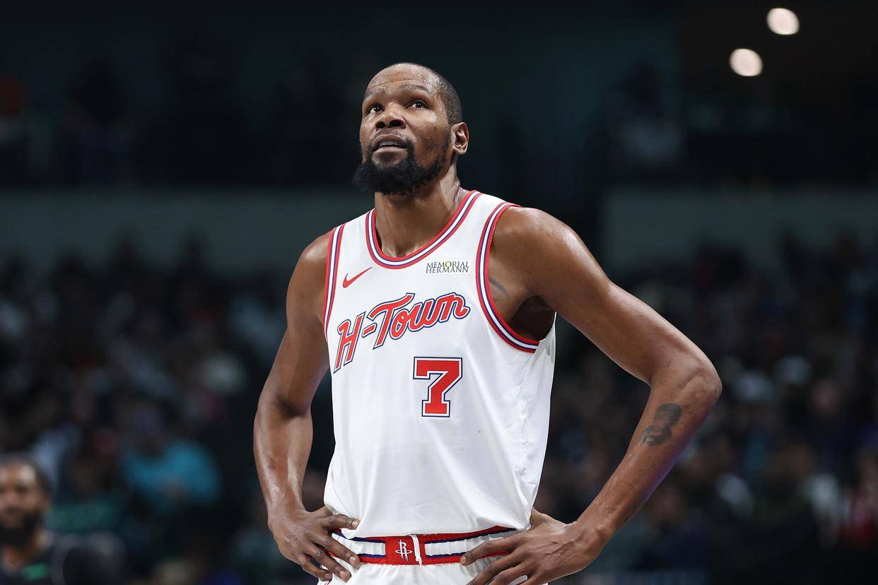 杜兰特连续十五场比赛得分超过精彩发挥，独行侠挑战极限！的简单介绍